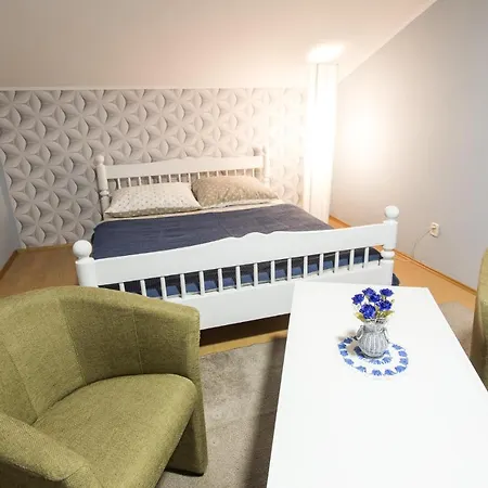 Ferienwohnung Miedzy Zdrojami Rymanów Exterior foto